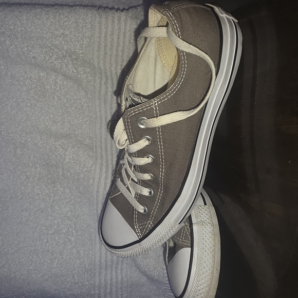 Converse Gray Sneakers - Picture 3 of 6